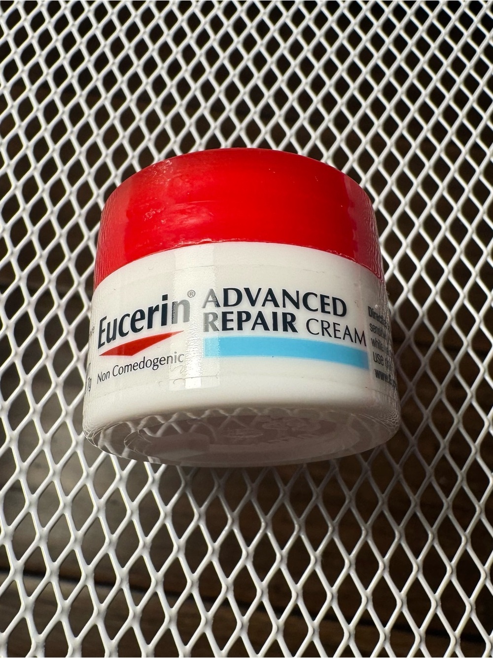 Eucerin Advanced Repair Cream Non Comedogenic. Travel Size Lot X 32 Jars (.25oz)